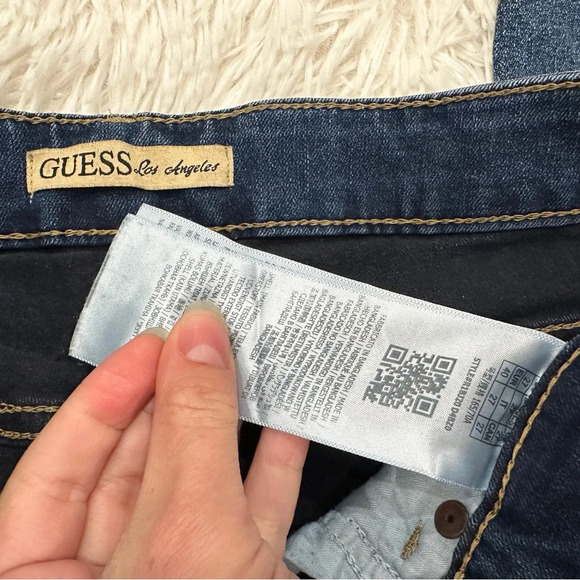 Guess high rise skinny jeans| size 27 - Picture 3 of 9